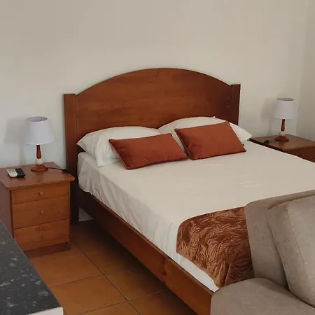 Faial Oceanfront Getaway Al הורטה